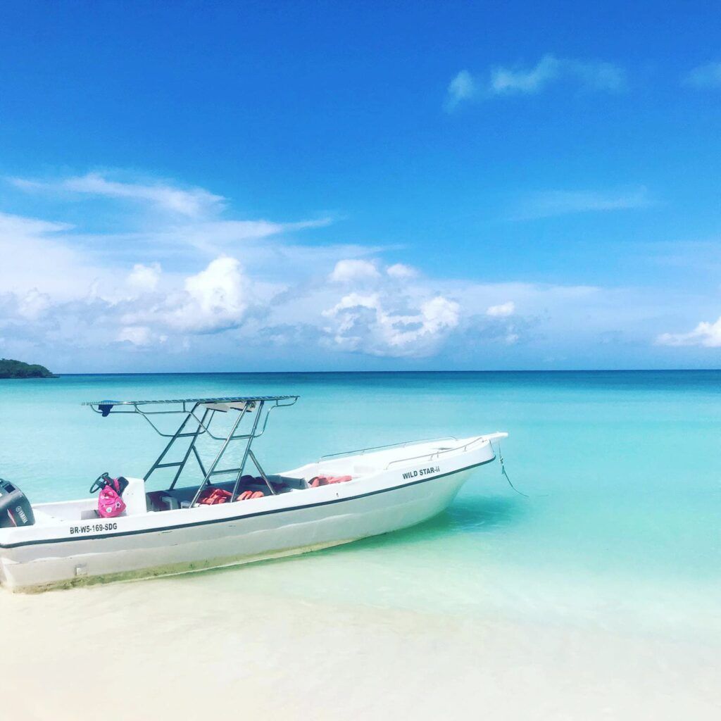 lancha excursion privada isla saona